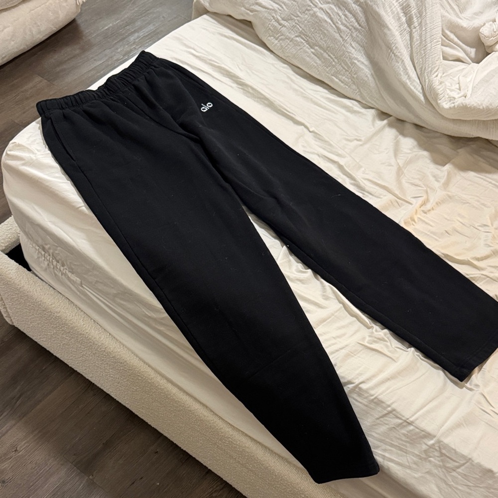 Alo wide leg sweatpants